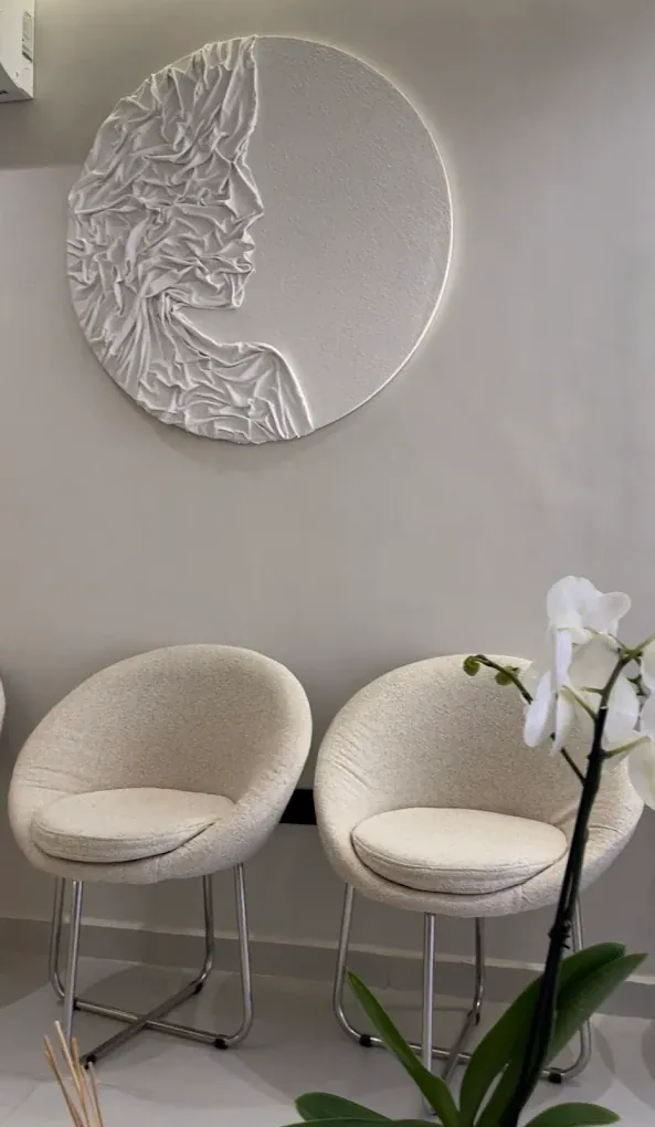 Salon d’attente — cabinet ORL du Dr Ahlam Bellaouchi, Oulfa Casablanca